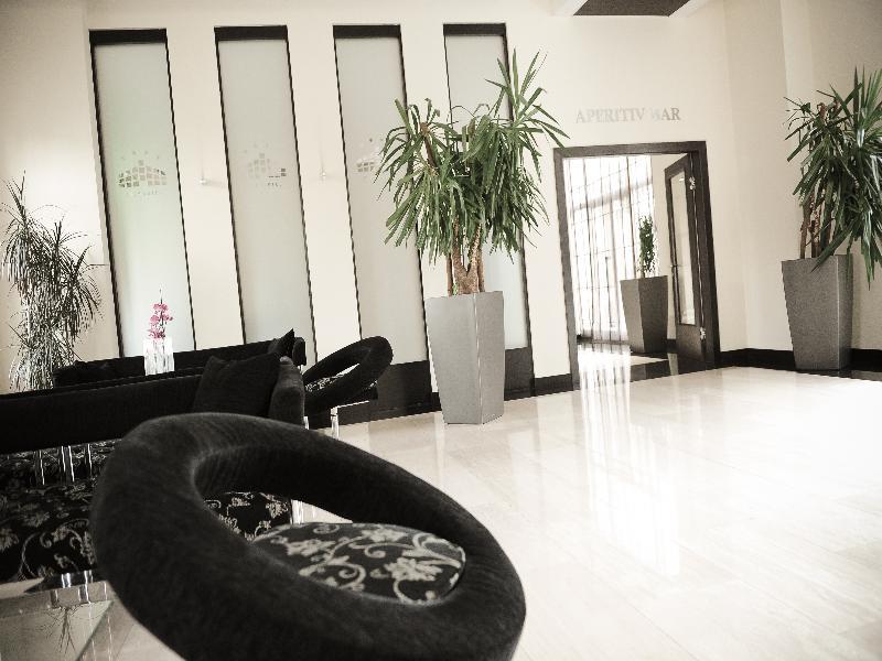City Hotel Podgorica Exterior photo