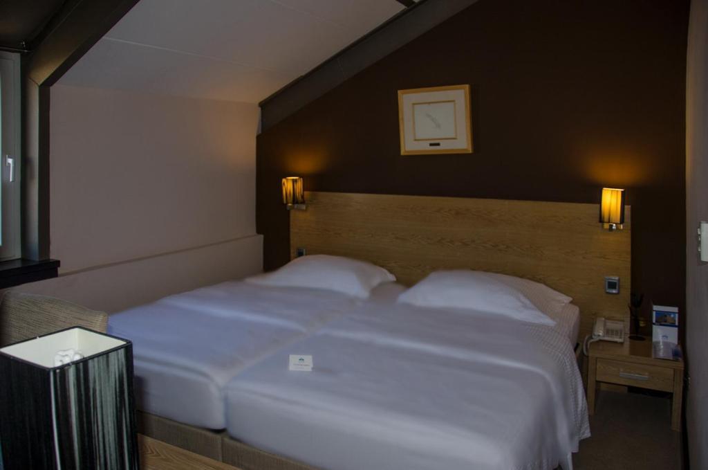 City Hotel Podgorica Room photo